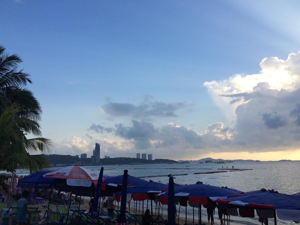 Base Central Pattaya By Alex Zewnętrze zdjęcie